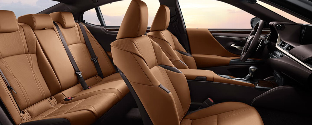 Lexus ES, cabin